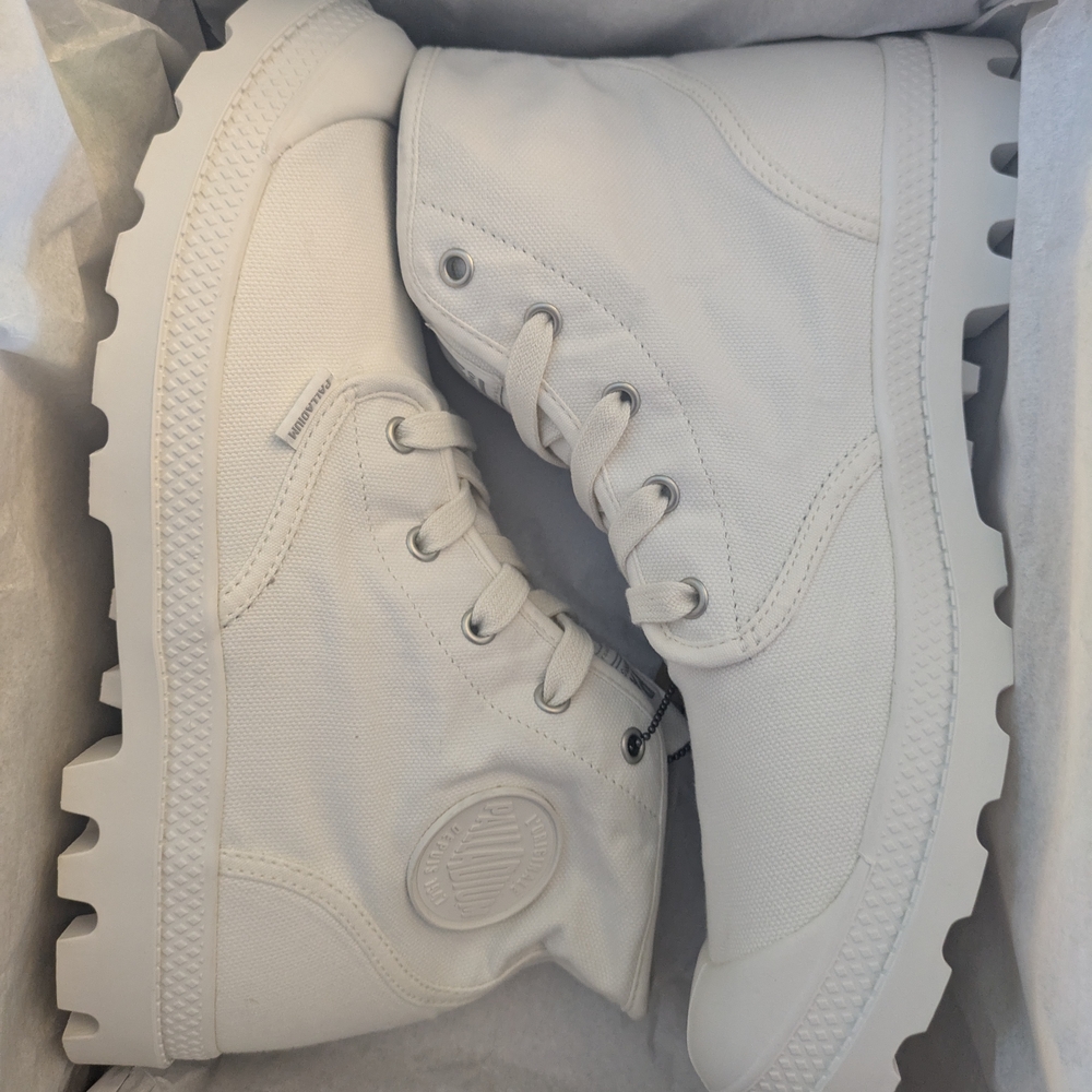 Palladium All-White Canvas Combat Boots